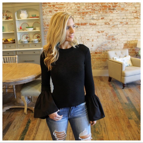 Infinity Raine Tops - ✨LAST✨Black soft knit top with bell cuff